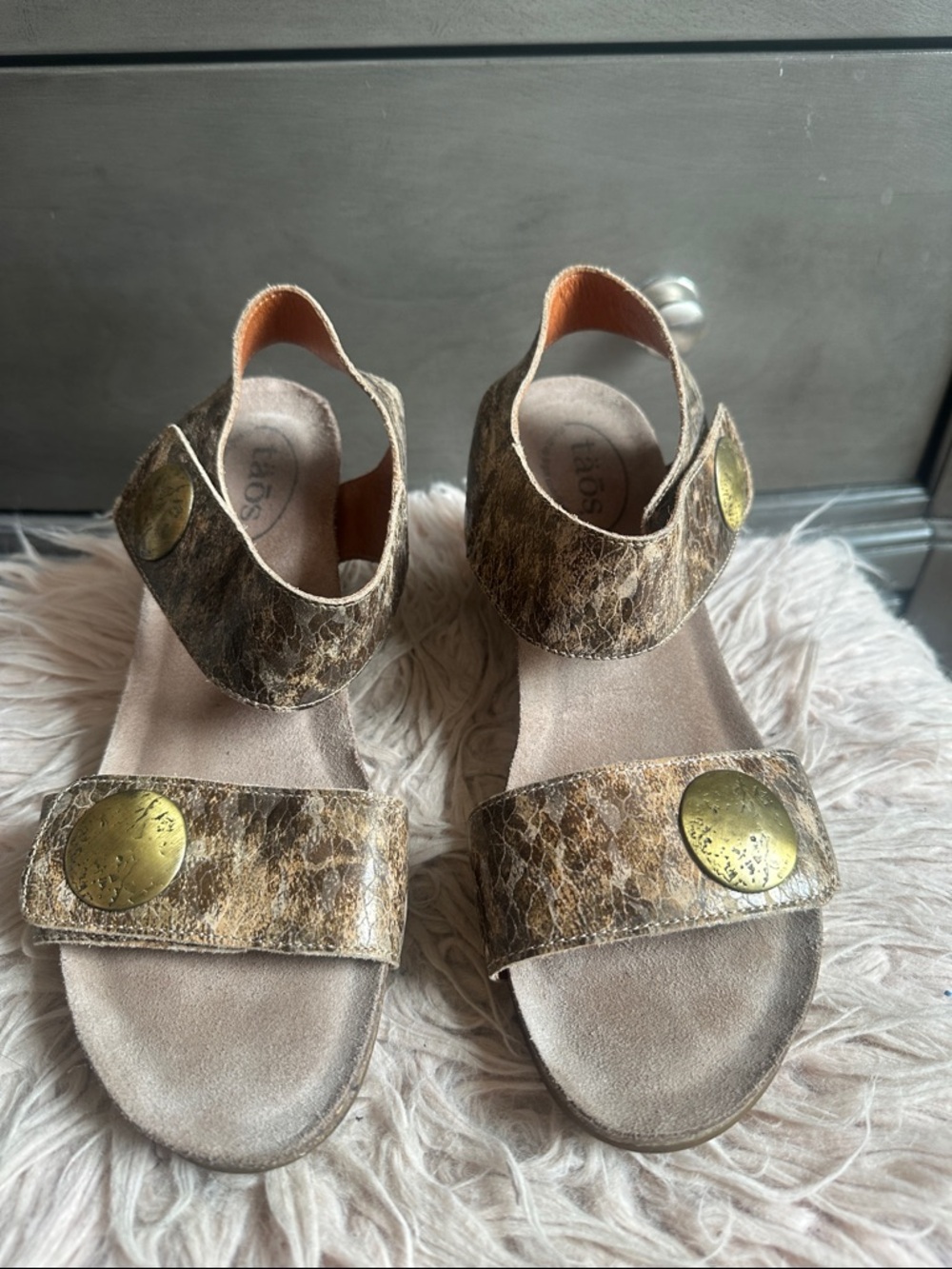 Taos Footwear Brown Snake-Print Slingback Sandals with Gold Medallions